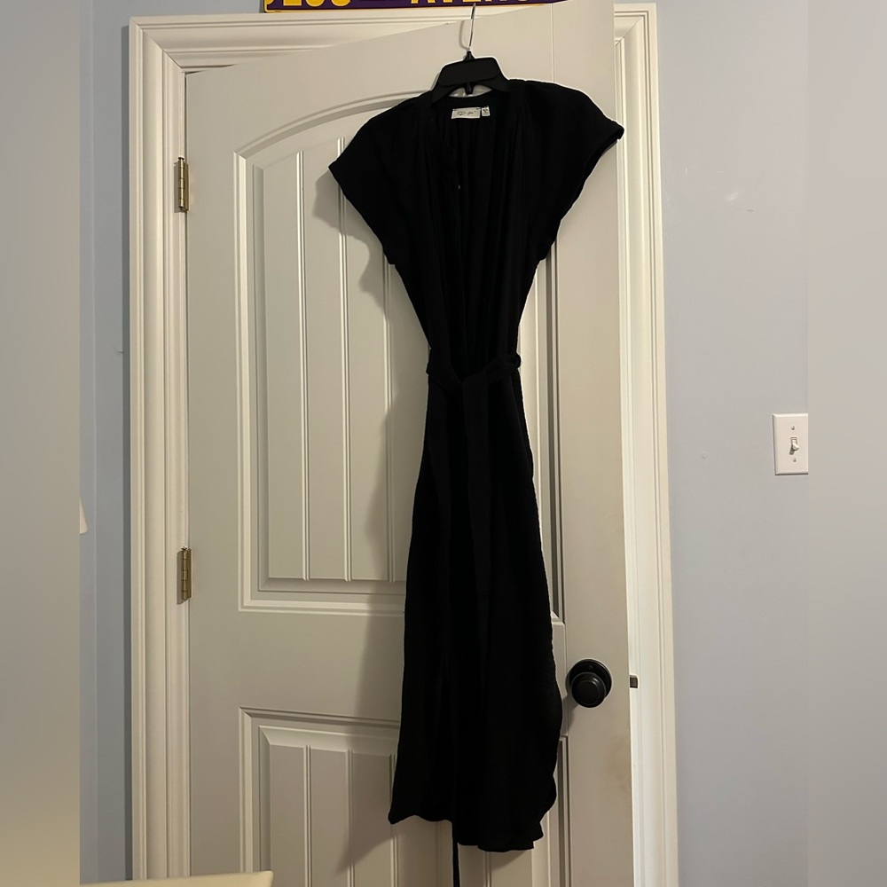 Black maxi dress, never worn!